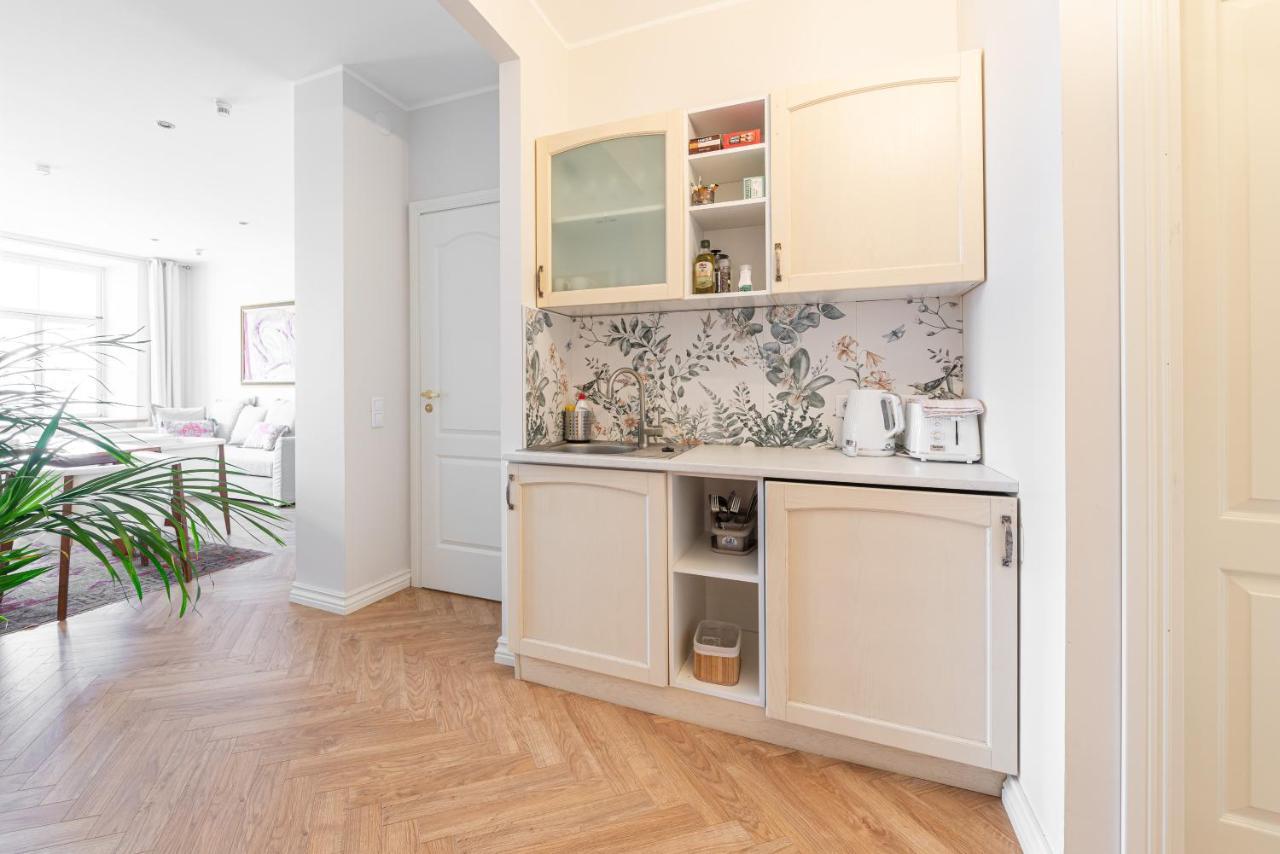 Old Town - Boutique Hall Square Apartment Tallinn Ngoại thất bức ảnh